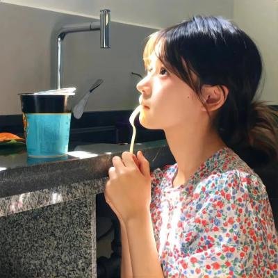 红伶歌女